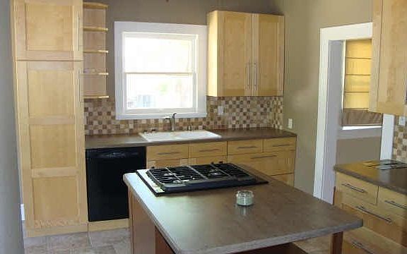4th image of 1065 W Shirley St
