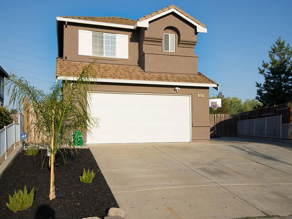 1st image of 4925 Willowbrook Way