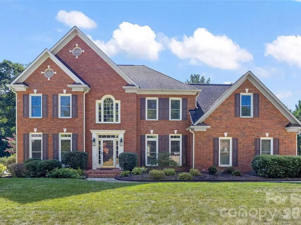 9533 Saint Barts Ln, Huntersville, NC 28078