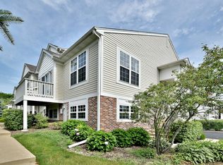 114 Terra Meadow Cir, Volo, IL 60020