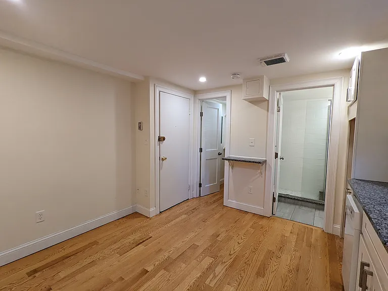 20 Royce Road — Photo 18