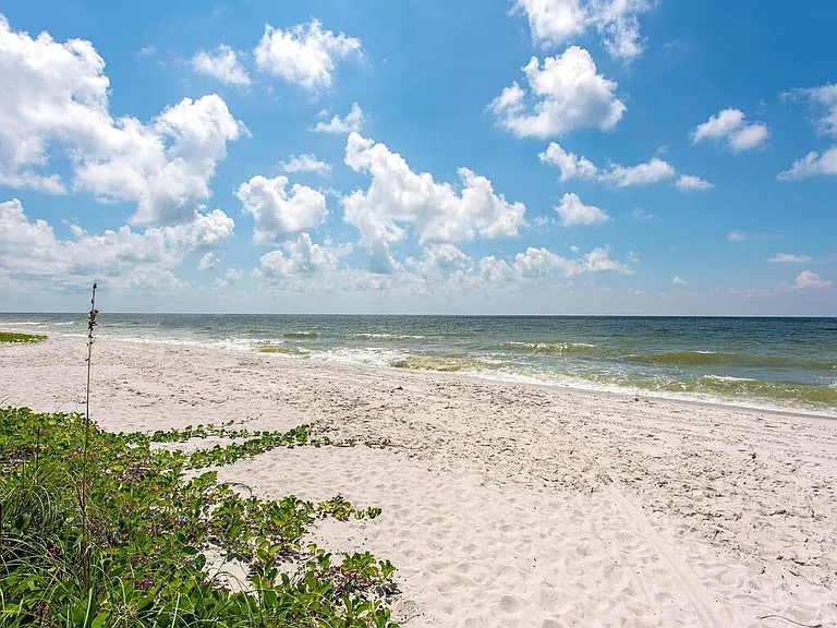 555 Park Shore Dr #508 — Photo 19