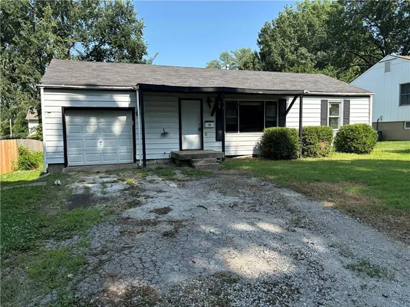 3115 S 46th St, Kansas City, KS 66106