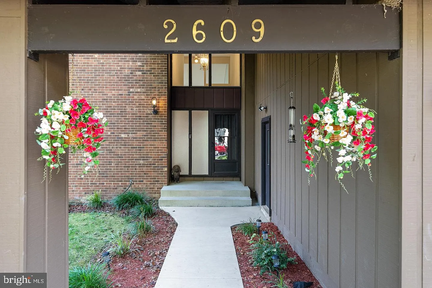 4 bed, 2.0 bath, 3791 sqft, $3,500 — Photo 4