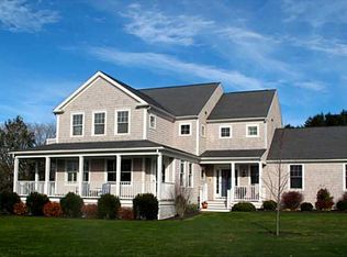 49 Paddock Ln, Middletown, RI 02842