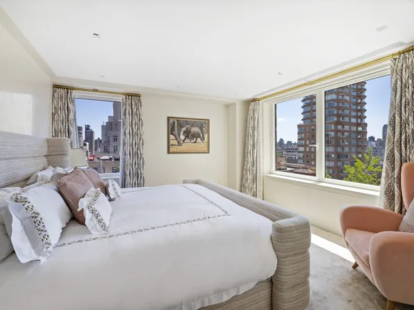 1049 5th Avenue image 14 of 19