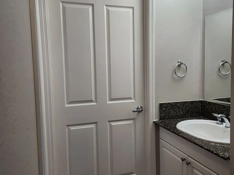 615 Founders Dr — Photo 25