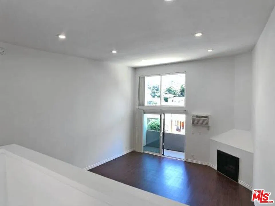 1 bed, 1.0 bath, 1100 sqft, $3,195 — Photo 4