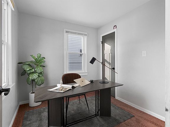 3rd image of 421 Abrams St