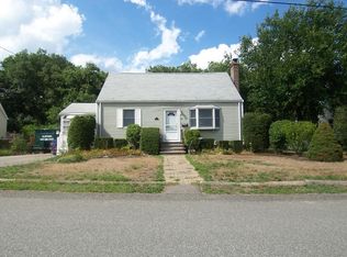 16 Paine Rd, Randolph, MA 02368