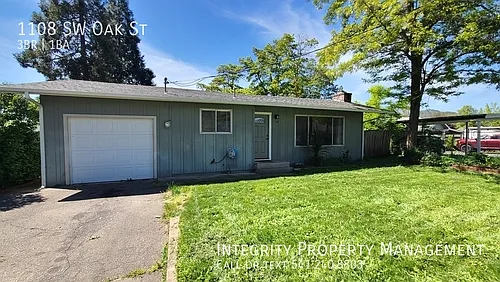1108 SW Oak St Photo 1