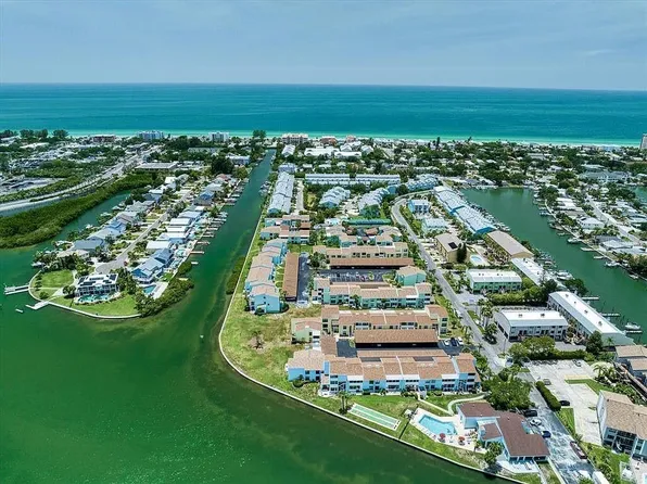 1 Windrush Blvd APT 84, Indian Rocks Beach, FL 33785