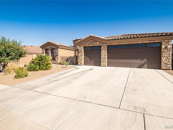 3rd image of 3357 Isador Ave