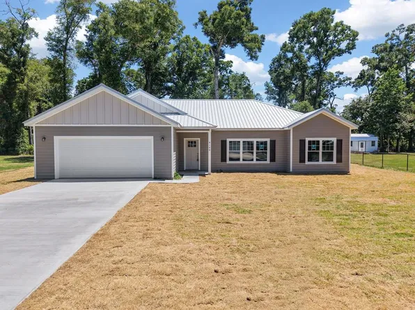 9100 Dorie Dr, Fanning Springs, FL 32693