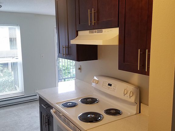 4th image of 2309 Franklin Ave E APT 201