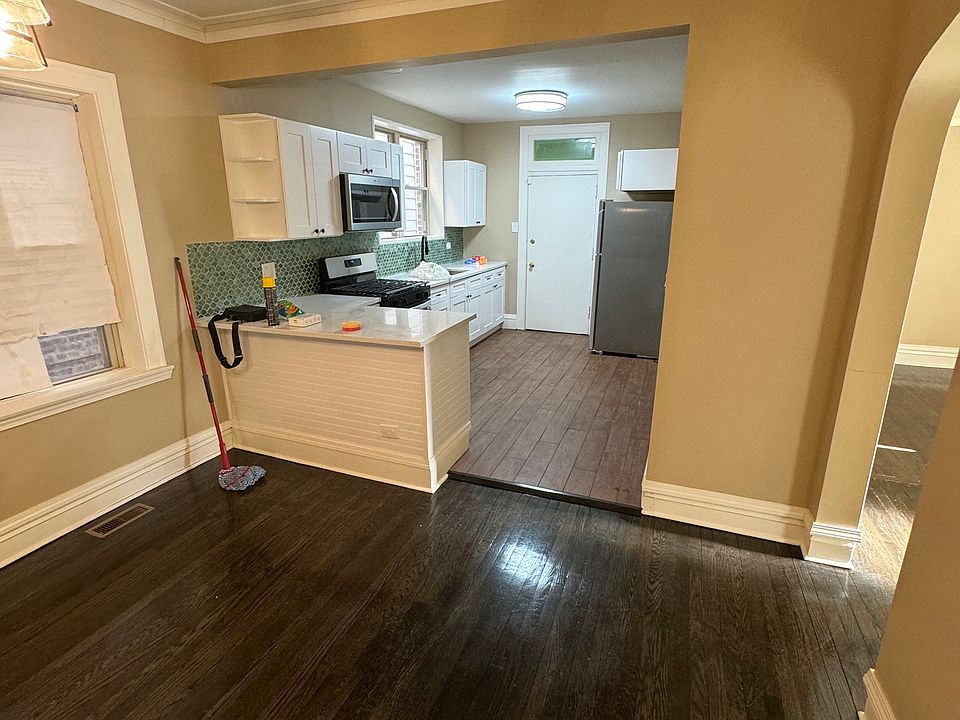 1st image of 8011 S Princeton Ave
