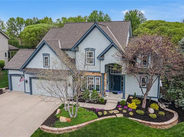 3604 W 155th St, Overland Park, KS 66224