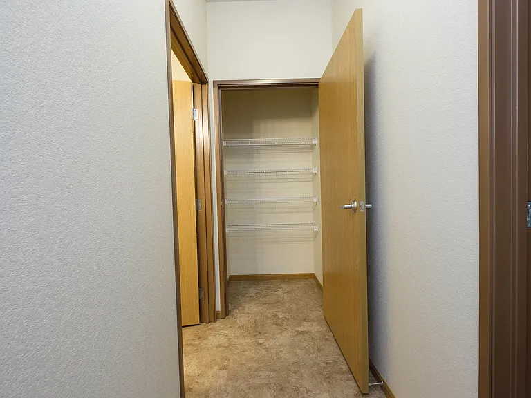 North Sky Apartments | Closet
