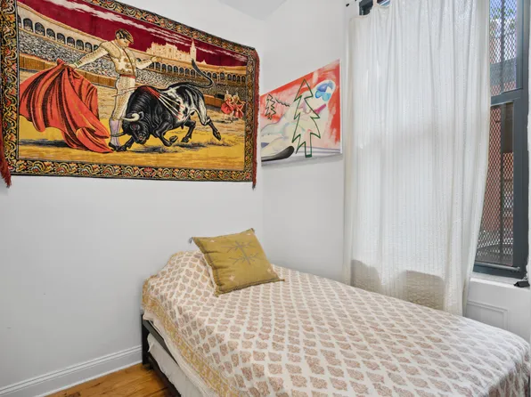 203 Baltic Street image 6 of 12