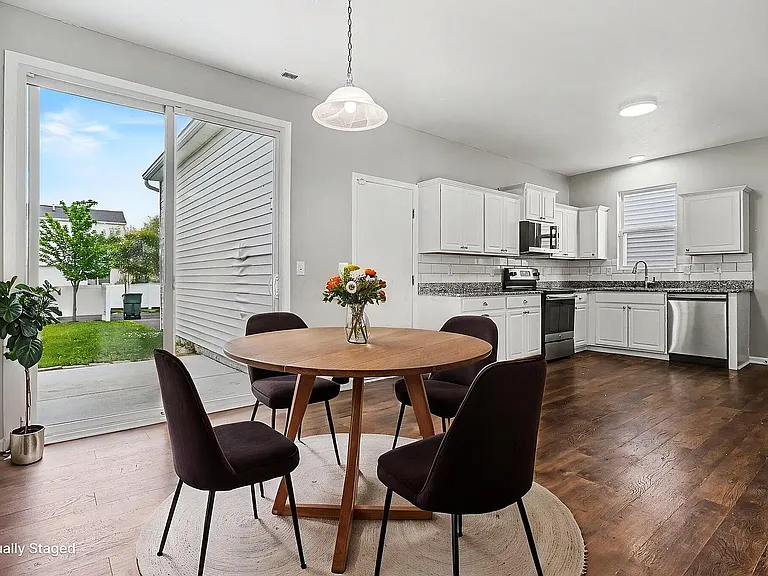 5458 Spring River Ave — Photo 8