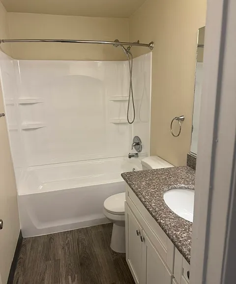 Covina Palms Apartments — Photo 54