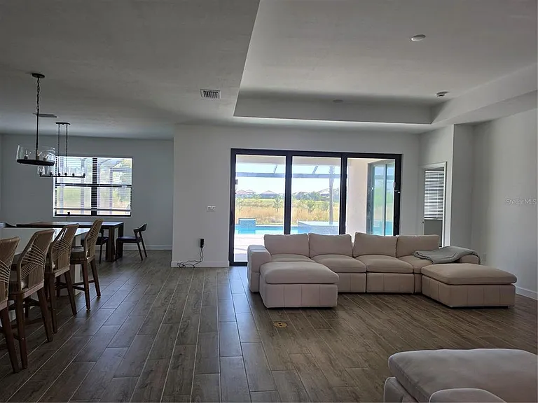 18334 Ridgeline Dr — Photo 5