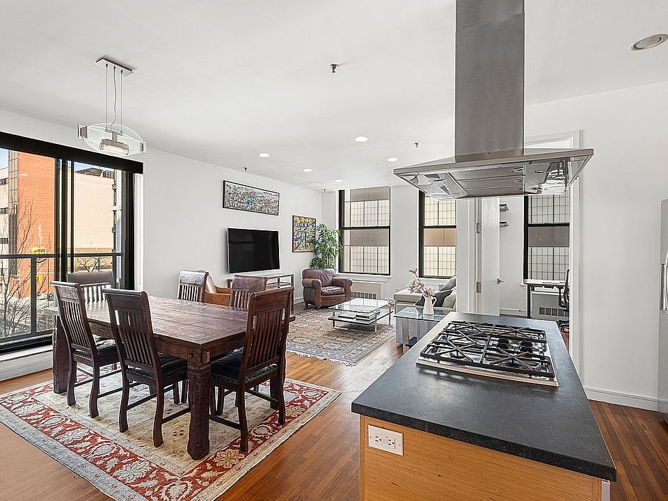 1st image of 552 W 43rd St APT 3A
