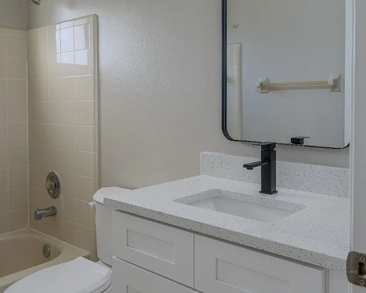 5004 Laguna Bay Cir #48 — Photo 16