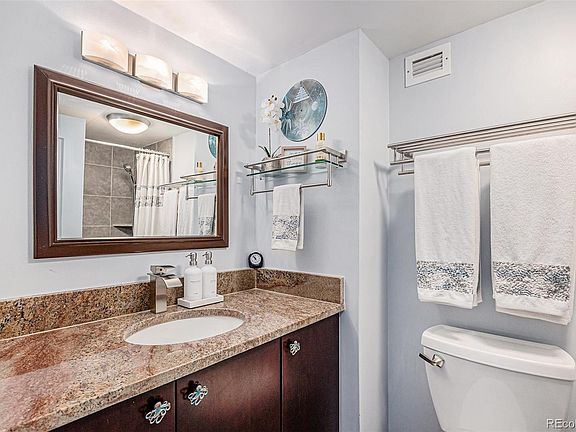 4th image of 1020 15th St APT 35C