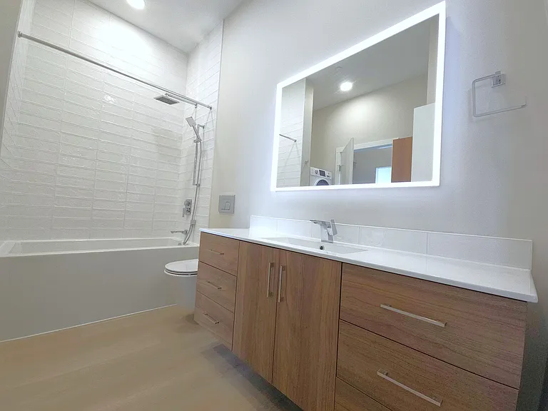 4030 University Ave NW — Photo 77