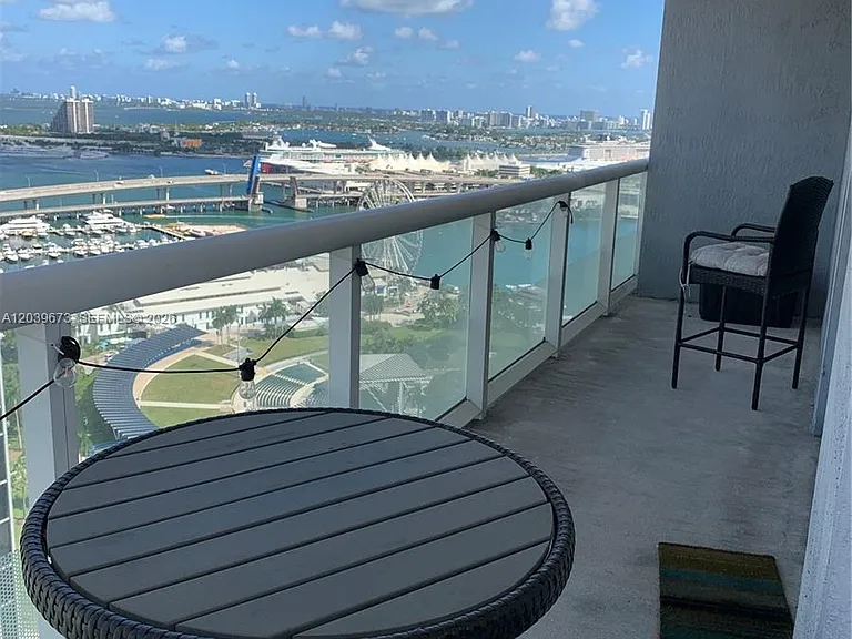 50 Biscayne Blvd #3001 — Photo 4