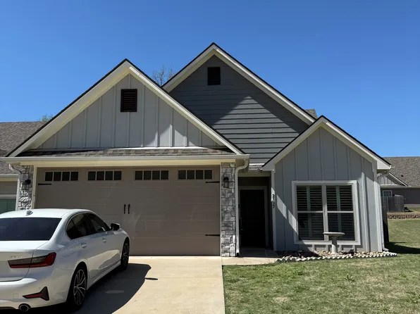 2137 Page Creek Trl, Longview, TX 75601