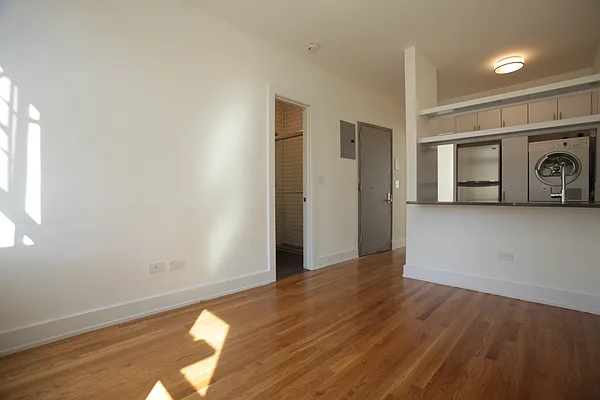 Rented by Manhattan Residential Inc. | media 16