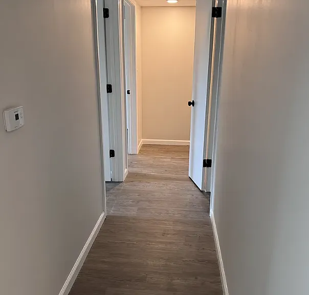 101 Surrey Ct #4 — Photo 6