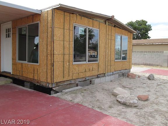 4th image of 3445 Cactus Springs Dr