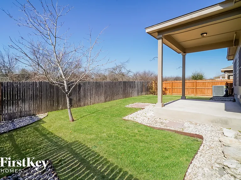 500 Stonebrook Dr — Photo 13