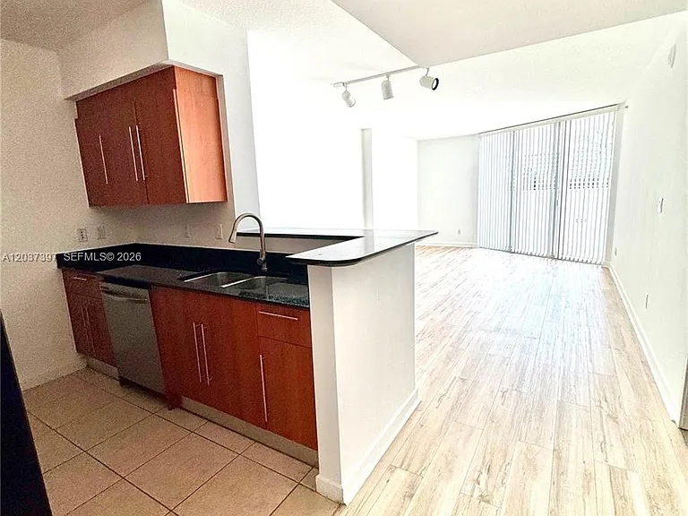 325 Biscayne Blvd #1116 — Photo 2