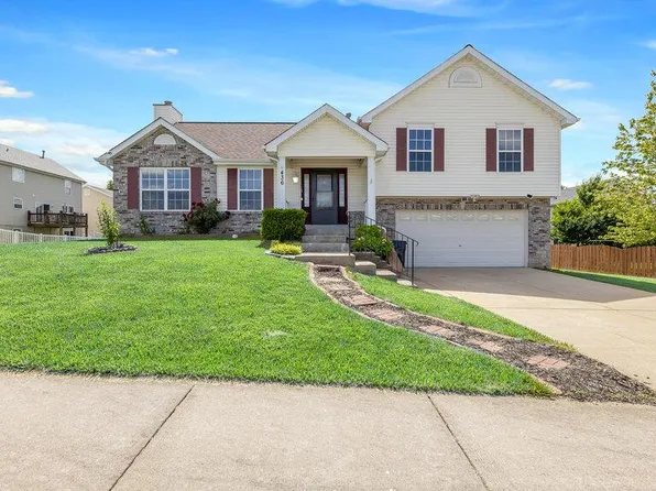 436 Stone Park Dr, Wentzville, MO 63385