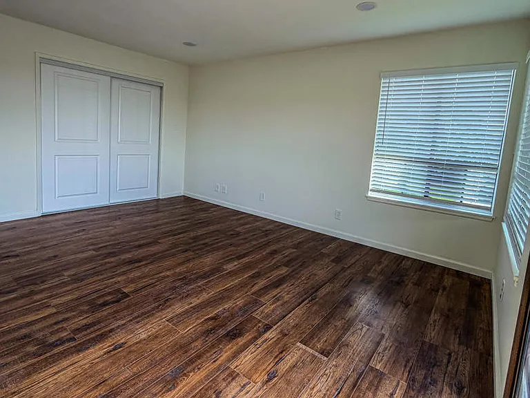 801 N M St — Photo 11