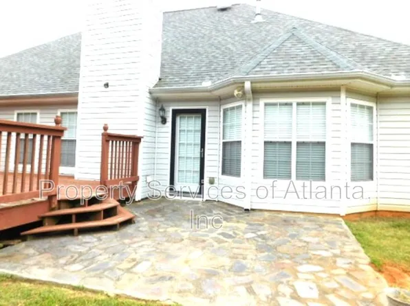 101 Moss Pointe Dr, McDonough, GA 30253