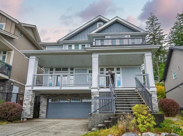3563 Highland Dr, Coquitlam, BC V3E 3H2