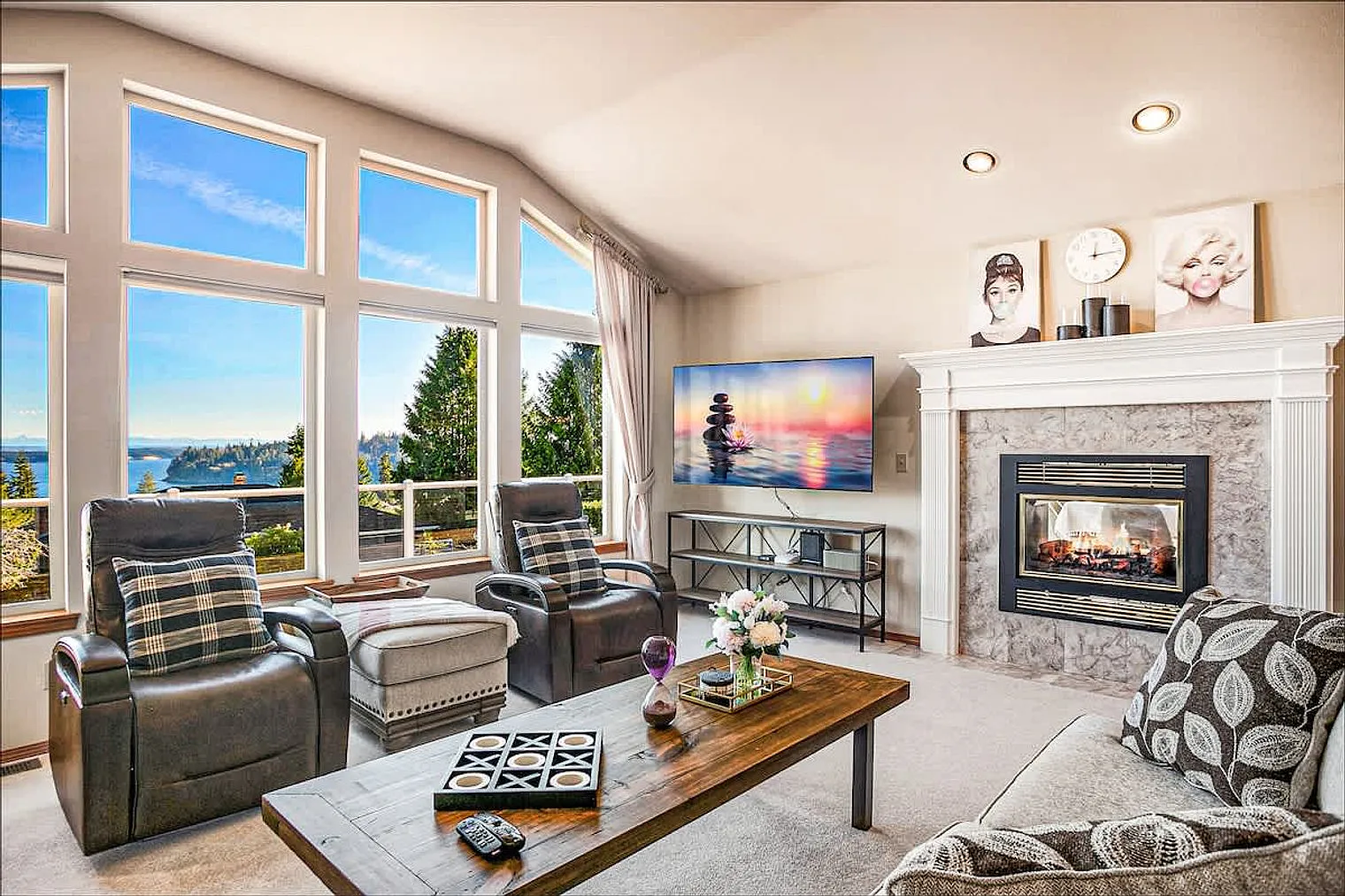 3 bed, 2.0 bath, 3315 sqft, $5,058 — Photo 1