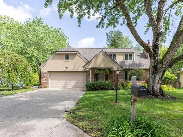 5210 Mockingbird Ln, Saint Joseph, MO 64506