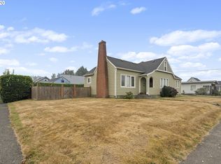 1415 5th St, Tillamook, OR 97141