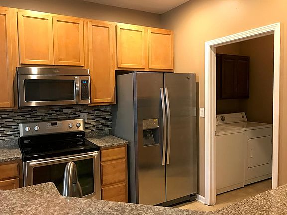 5th image of 4051 Weston Pointe Dr