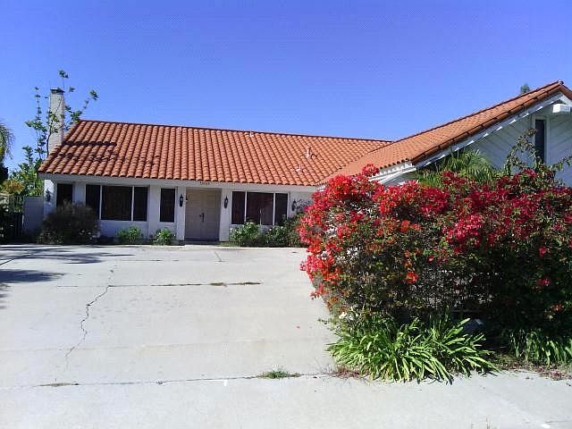 2nd image of 30429 Calle De Suenos