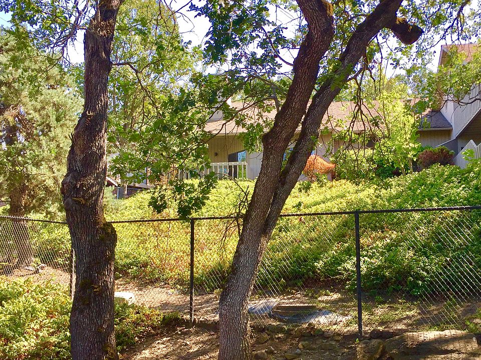 1st image of 2689 Freedom Way