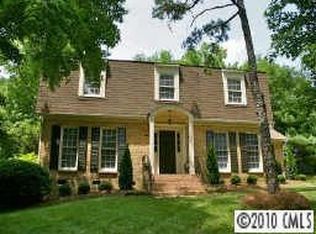 6921 Rocky Falls Rd, Charlotte, NC 28211