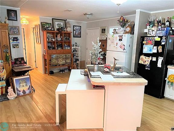 3rd image of 1649 SW 87th Ter