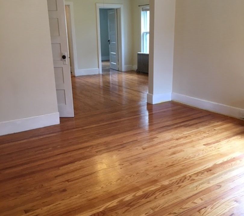 1st image of 364 Lake Ave